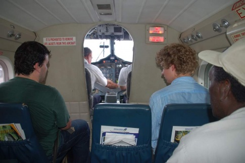 W Salomona - samolot 2